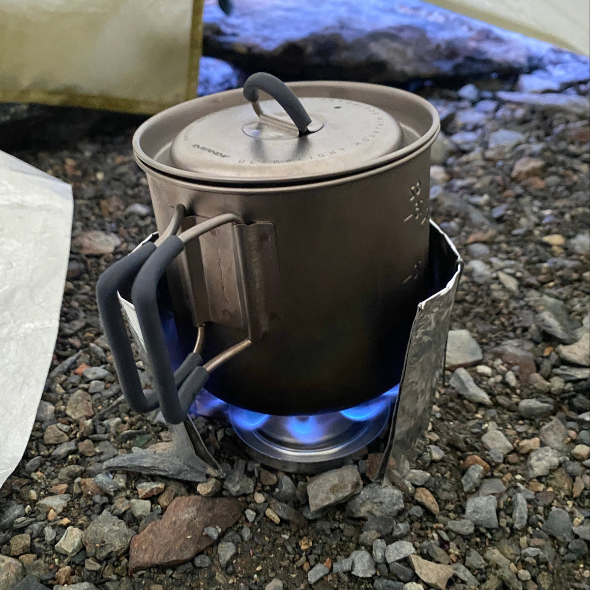 BLUENOTE stove w/ pre-heating plate