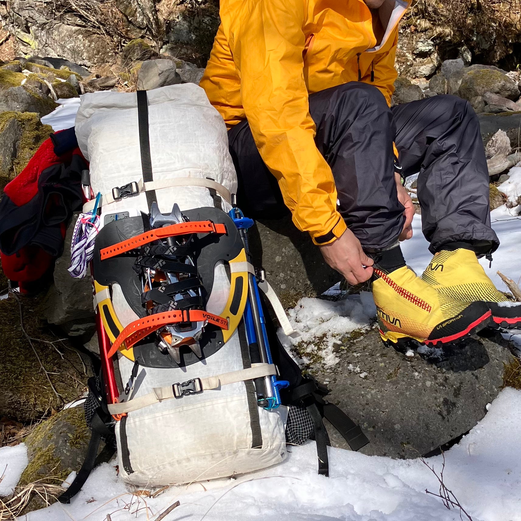 Backcountry Snow Shovel